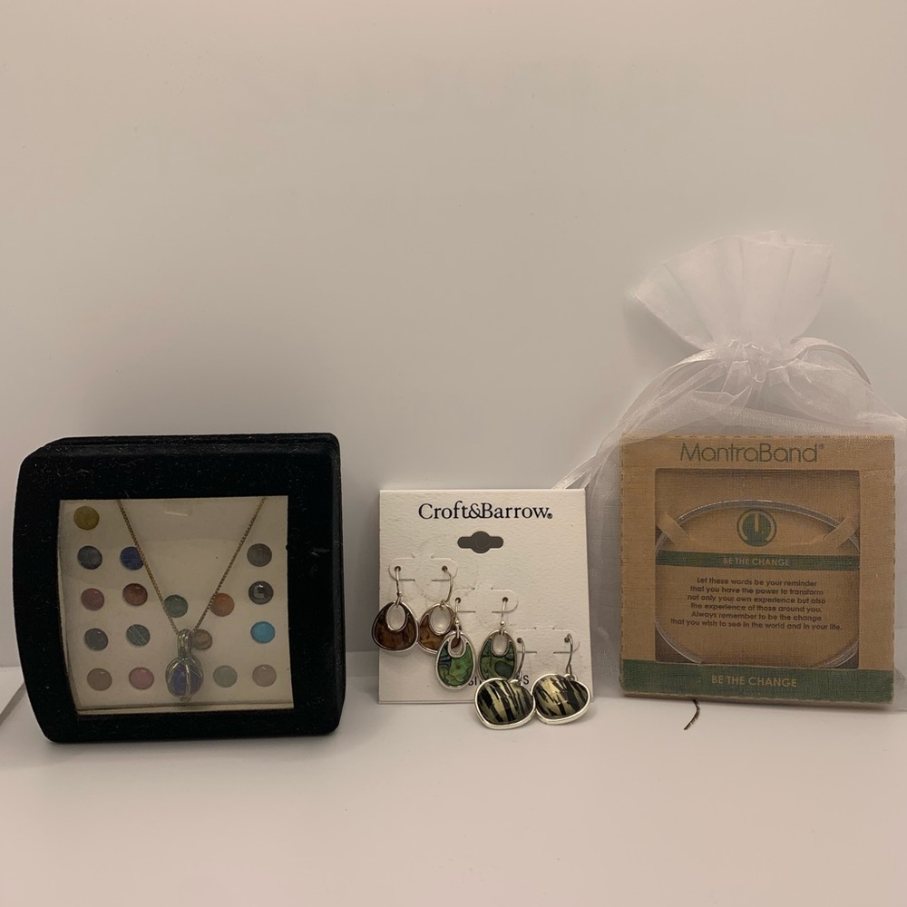 bundle of one necklace earrings and bracelet